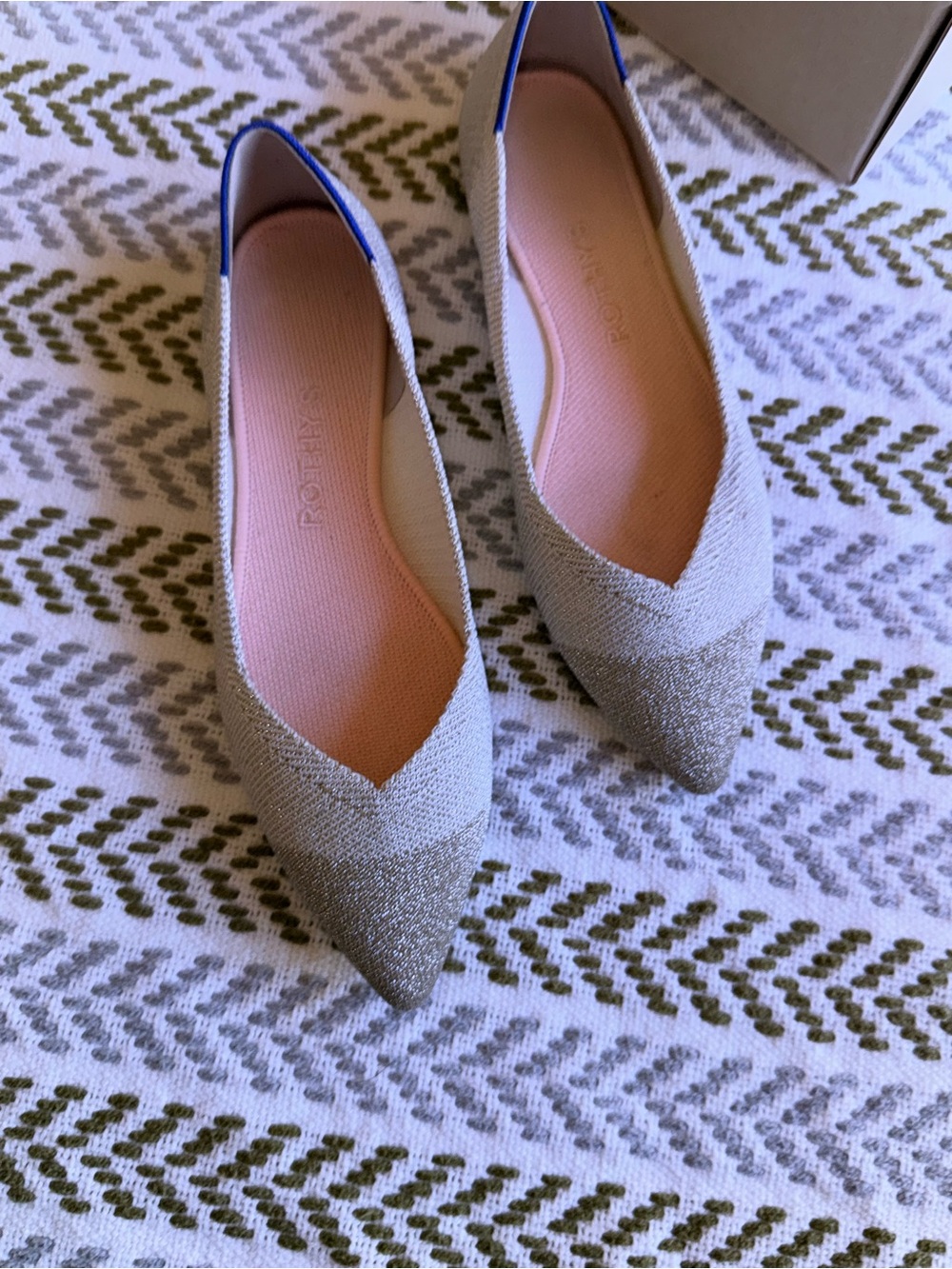 Rothy's Diamond Metallic Pointed Knit Flats size 7 - Picture 2 of 5